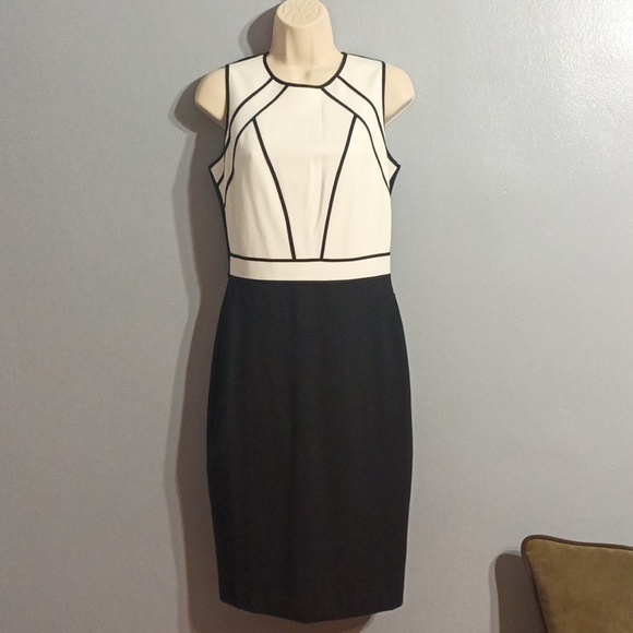 White House black market women's black & white dress - Picture 6 of 17